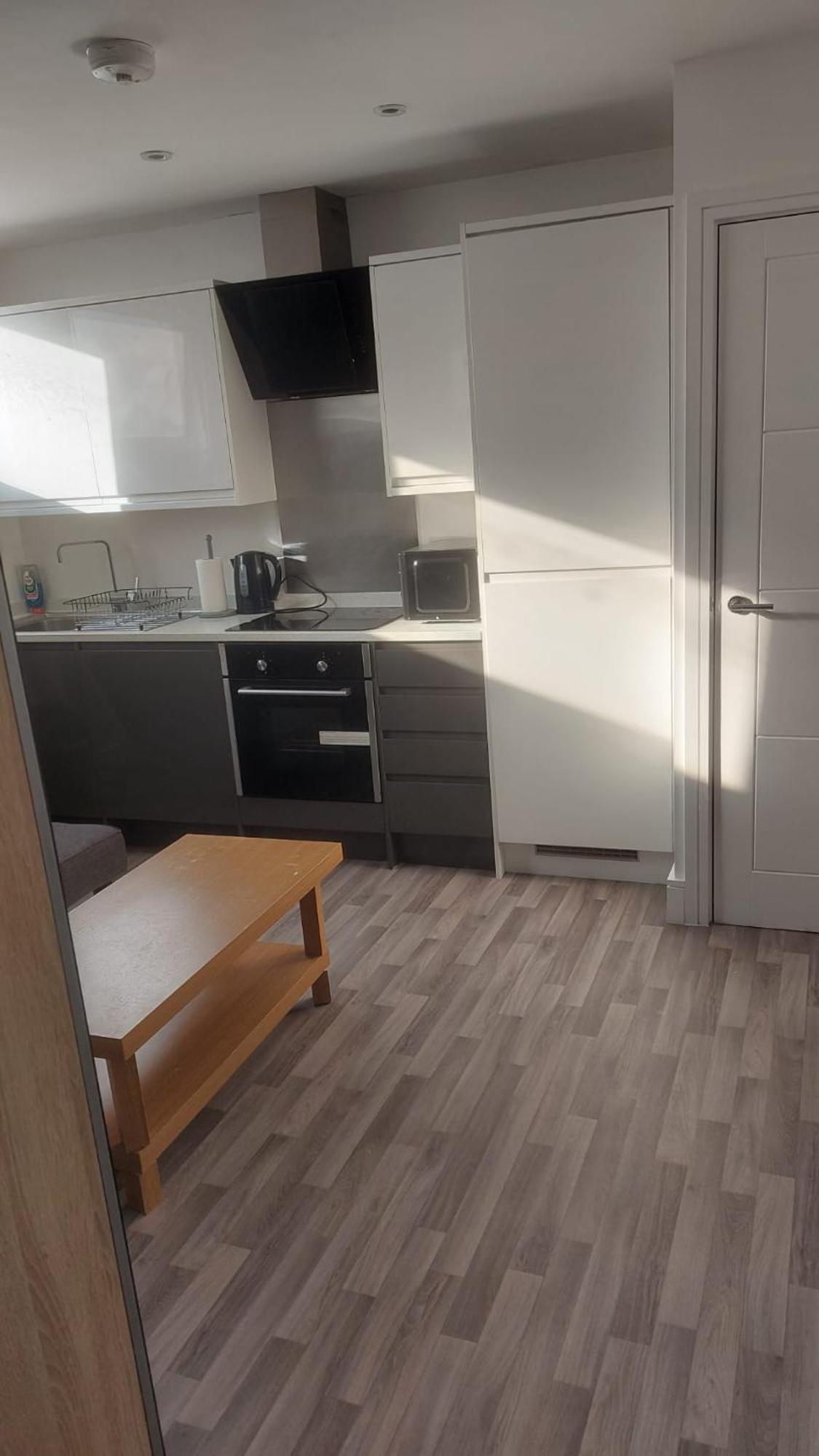 Spacious Studio Maidstone - Redecorated Oct 2023 Exteriér fotografie